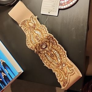 Cream beaded and sequin belt, size S